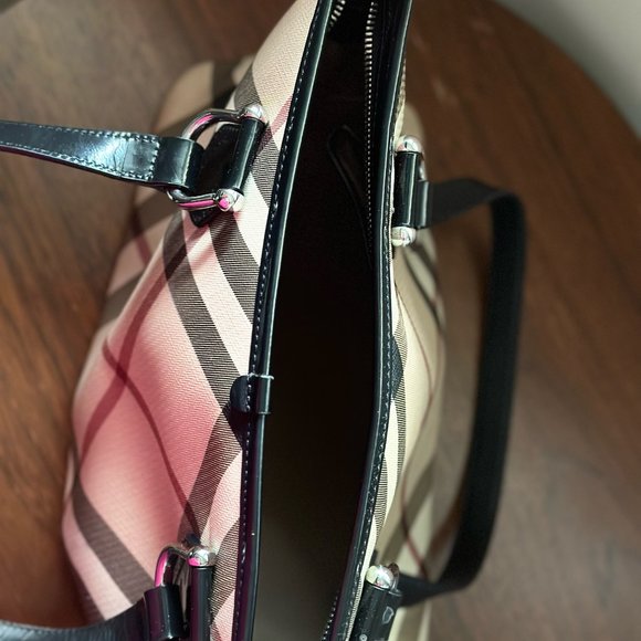 BURBERRY Nova Check Regent Tote in Black, with matching wallet - Picture 7 of 8